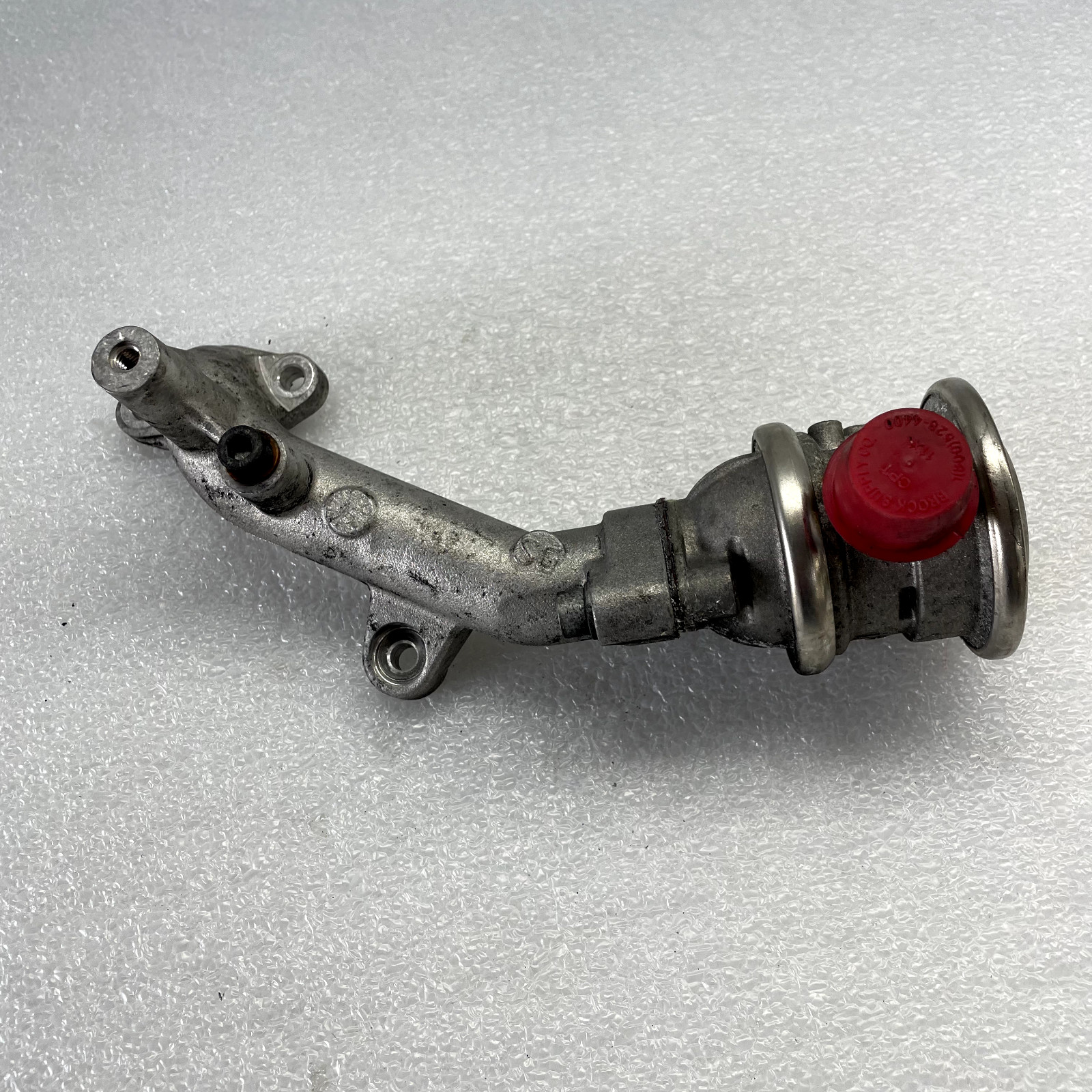 Ferrari 488 GTB Spider SECONDARY AIR SYSTEM VALVE 284235 RH MOUNTING 314332 OEM