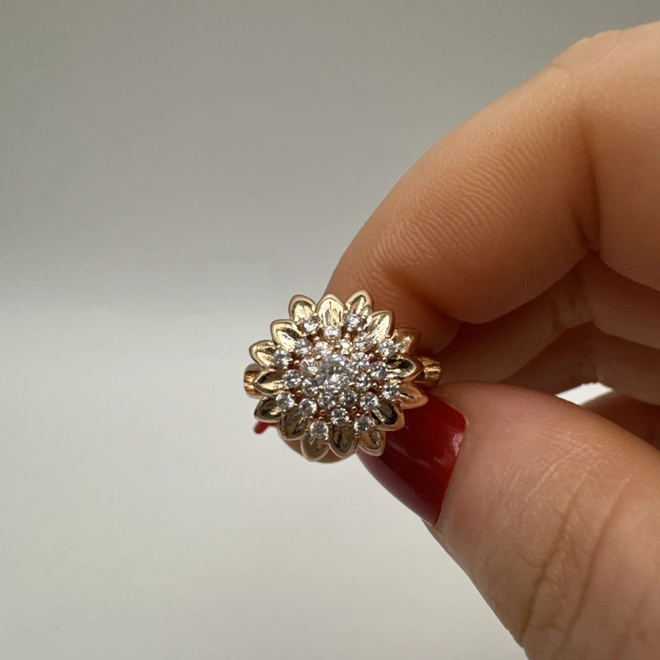 Anillo de oro laminado de 14 quilates flor gruesa circón blanco natural sello 585RG Foto 3 de 4