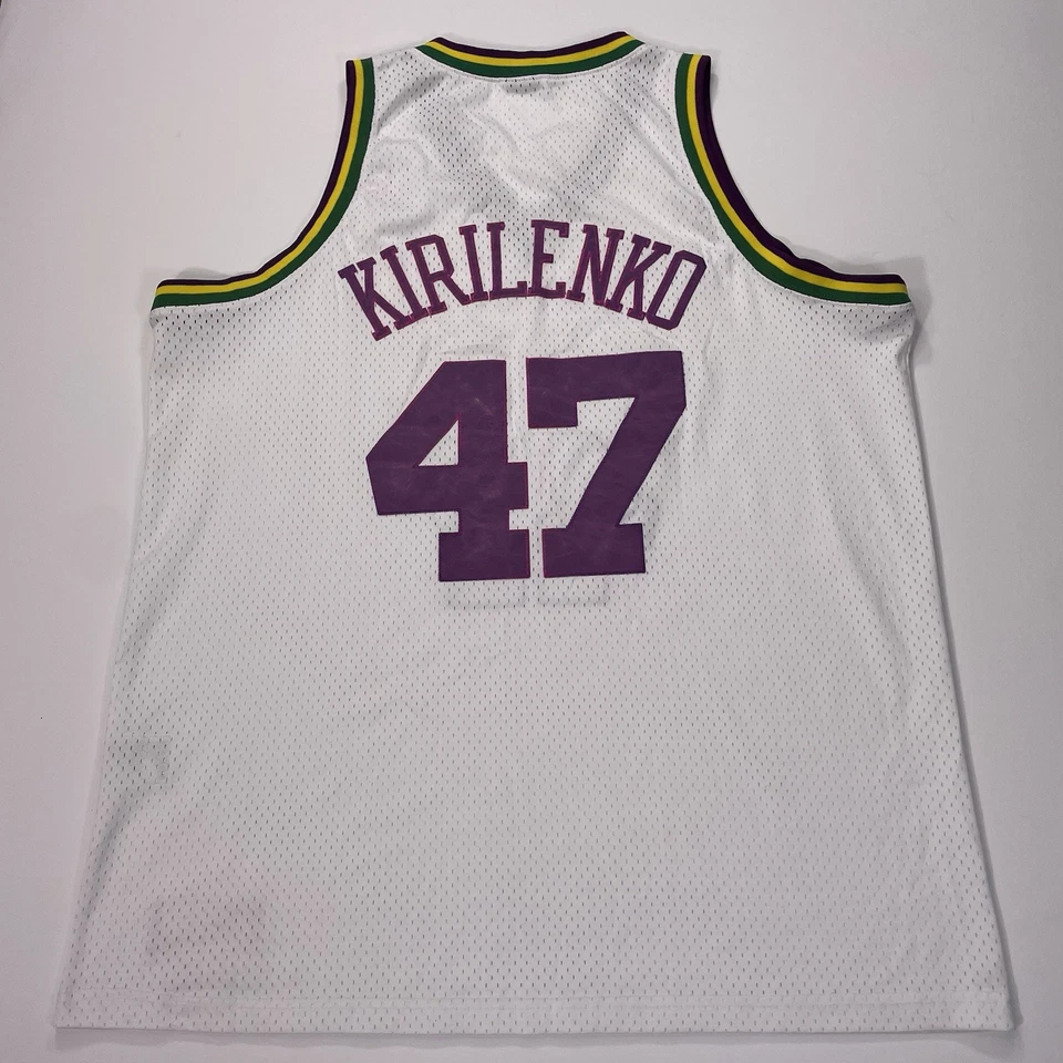 Vintage Nike NBA Utah Jazz Andrei Kirilenko 47 White Jersey Mens 2XL XXL Faded - Image 2 of 4
