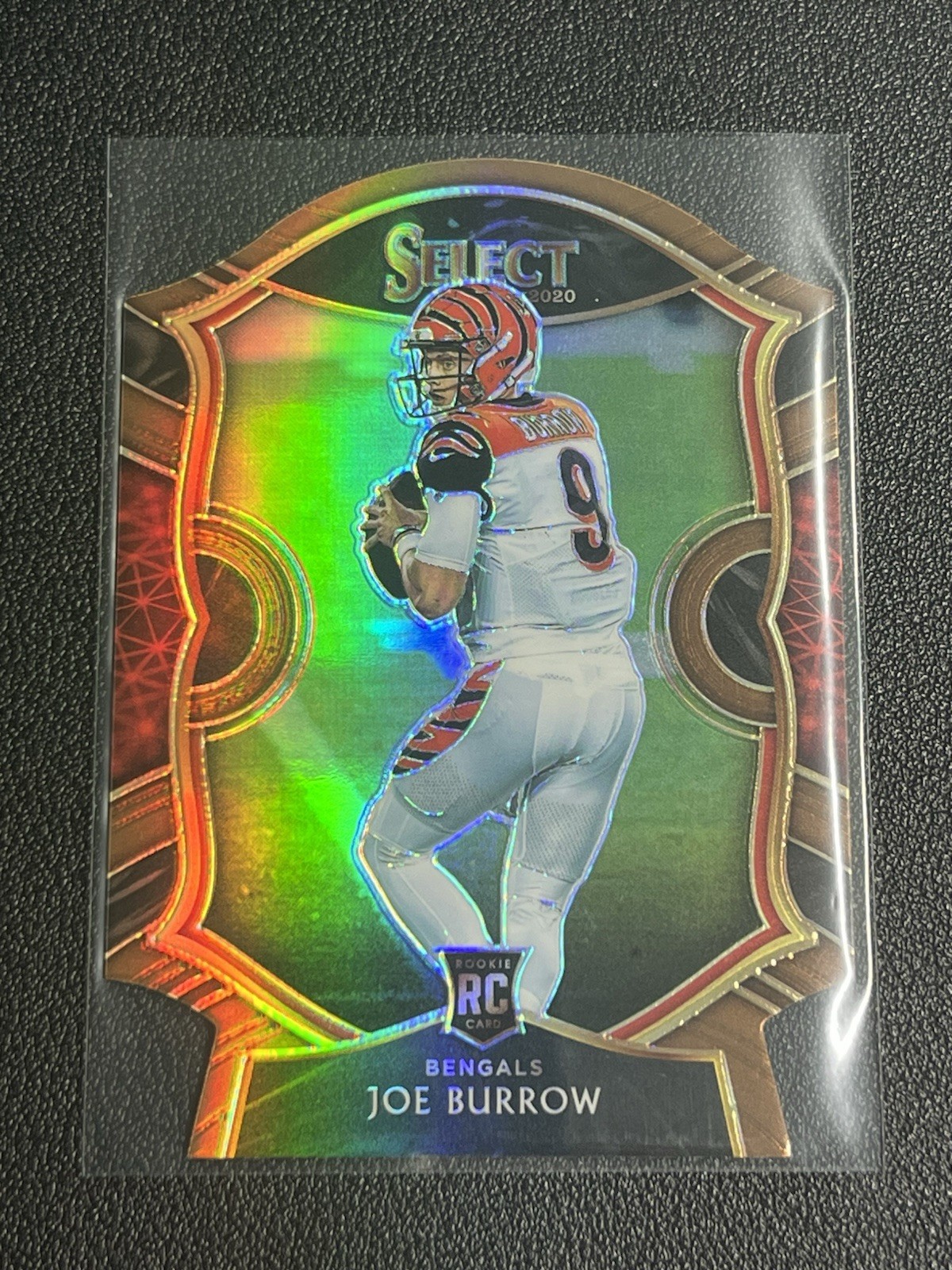 2020 Panini Select Concourse Joe Burrow #46 Copper Prizm Die-Cut /355 (RC)