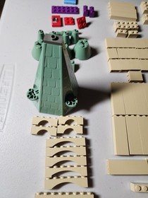 LEGO Harry Potter 4709 Hogwarts Castle - Build 99% Complete - NO MINIFIGURES