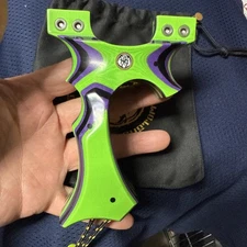 Matrix 90mm left hand hold by Human Reckless slingshot