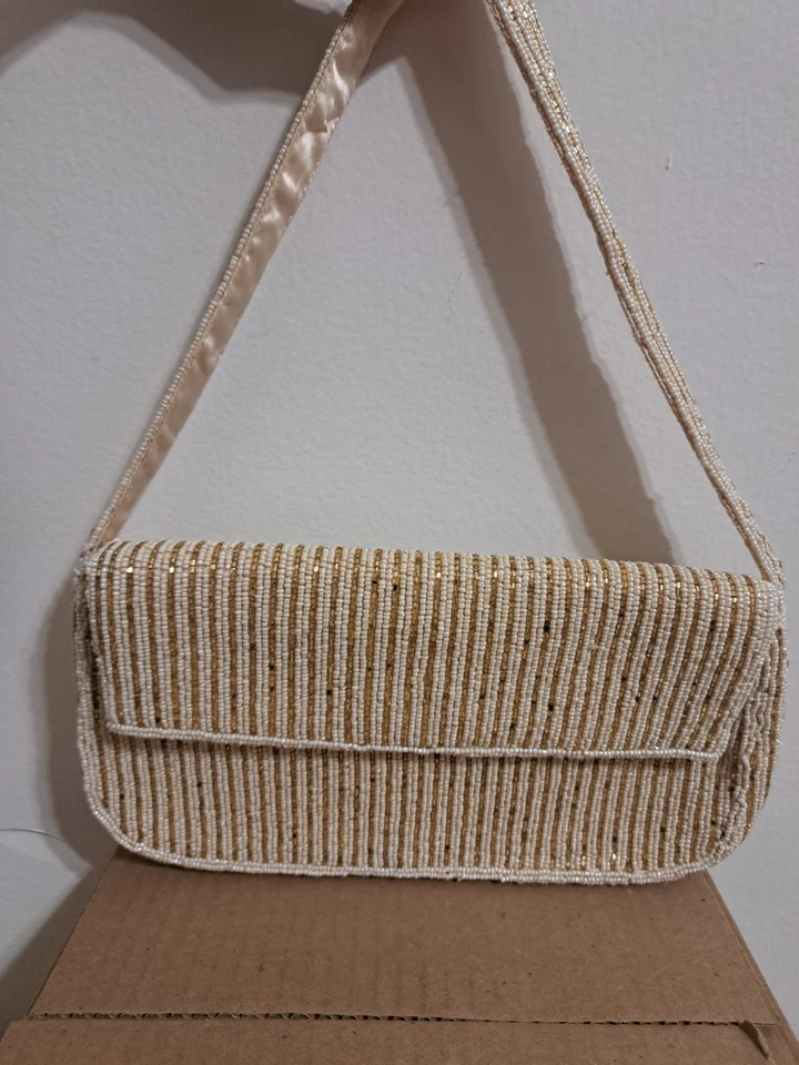 Bolso de mano Carlo Fellini beige con cuentas con adornos dorados Foto 4 de 4