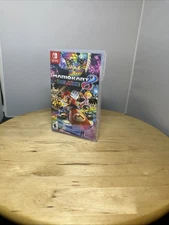 Mario Kart 8 Deluxe Edition (Nintendo Switch, 2017) 