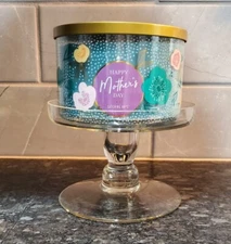 Yankee Candle Mother's Day 3 Wick Candle Catching Rays In Footed Glass Holder