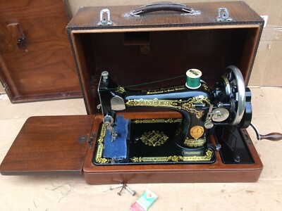 Schöne Singer 28, 28K Vintage Handkurbel Nähmaschine mit Verlängerungstisch