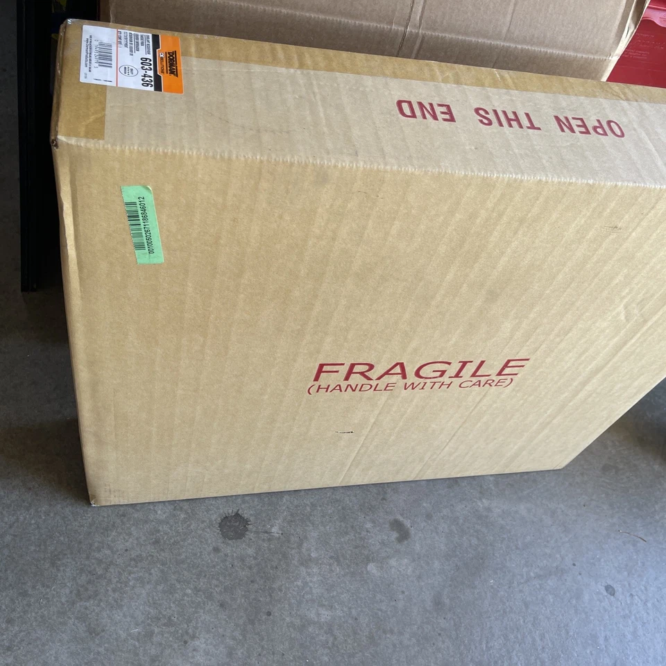 Depósito de refrigerante del motor - tanque de recuperación delantero Dorman 603-436 2006 Toyota Sienna Foto 3 de 3