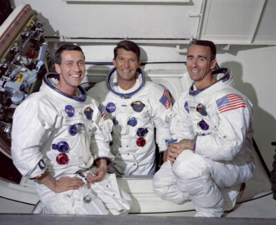 Apollo 7 Astronautenbesatzung unsigniertes Foto - Spende an Krebs Charity *16