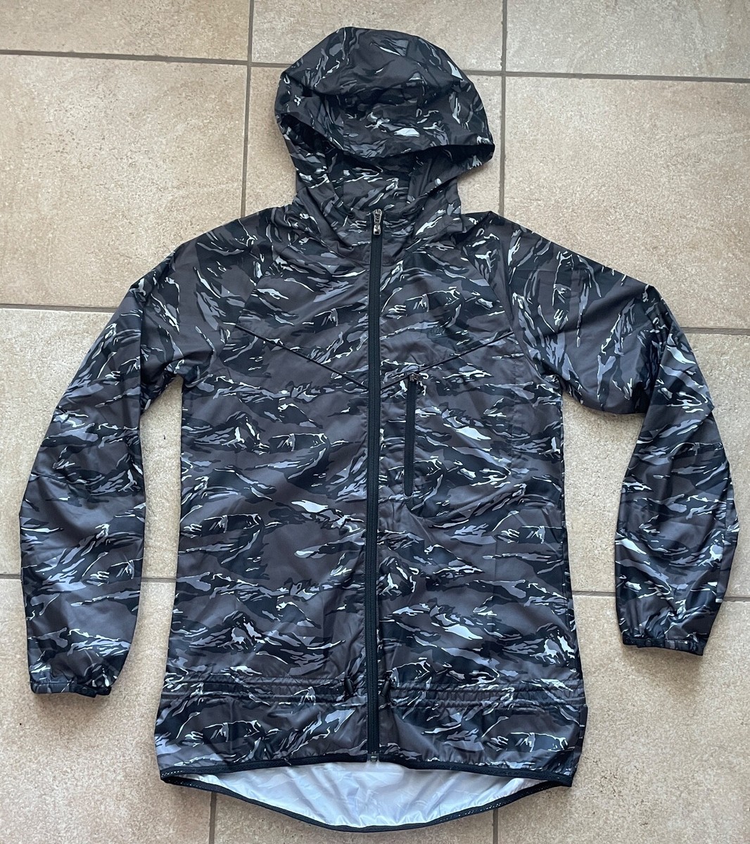 nike golf hooded jacket