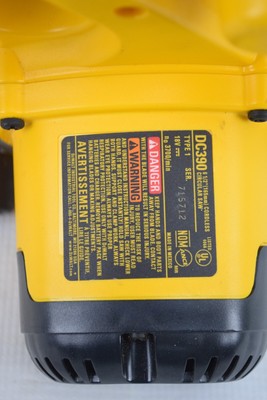 Dewalt dc390 best sale battery and charger
