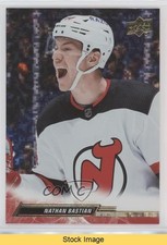 2022-23 Upper Deck Series 1 Speckled Rainbow Foil Nathan Bastian #106 READ 5d9