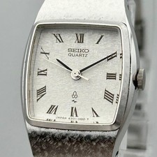 Seiko Quartz 4301 3000 Roman Dial Women's Vintage Japan Stainless Steel Watch