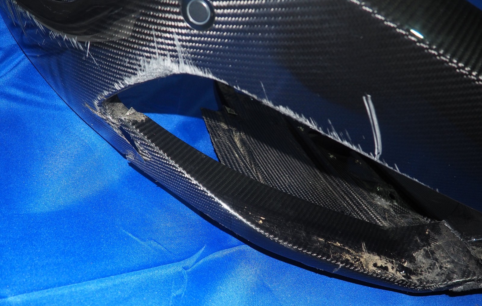 *DAMAGED* 2022-2026 Maserati MC20 MCPura Rear Bumper Diffuser OEM Carbon Fiber!