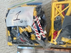 lego city 7632 Crawler Crane - used in good condition