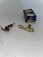 VINTAGE NOS IN BOX AMPCO PRODUCTS DR. 61 IGNITION POINTS