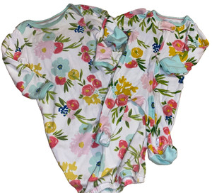 JC+1G Newborn CLOUD ISLAND Floral Fields Jersey Knit Infant Gown & Sleeper Set