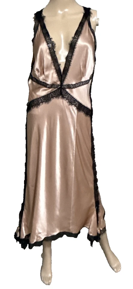 Alberta Ferretti Runway 裸色丝绸黑色蕾丝长迷笛礼服连衣裙 US 6 8 / IT 44 — 第 4/4 张图片