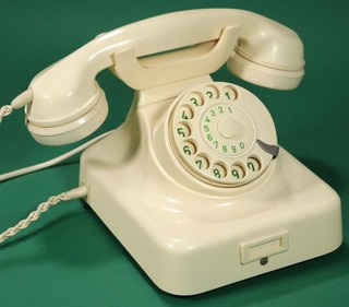 Altes Bakelit Telefon W49 Bj. 1960. Komplett funktionsfähig. Telephone