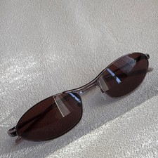 Gucci GG2670 Oval Metal Sunglasses Pink Brown Slim Frame Minimal Design Vintage