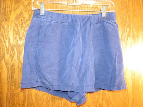 Lululemon 6 &Go Keepsake Short Hero Blue Navy Tencel EUC!
