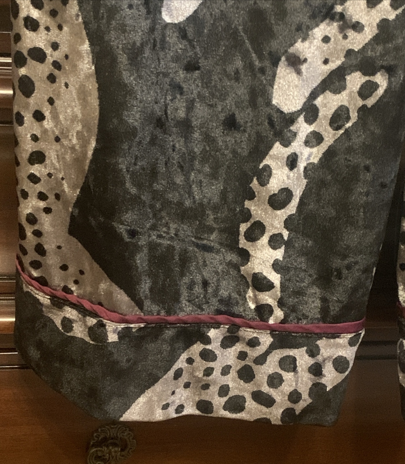 SOFIA INTIMATES Sofia Vergara Velour Pajamas Size… - image 12