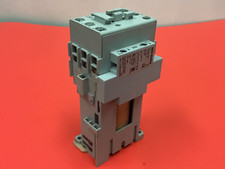 Allen-Bradley - P/N: 100-C37Z*00 - Ser. A - Contactor W/100-S Auxiliary Contact 