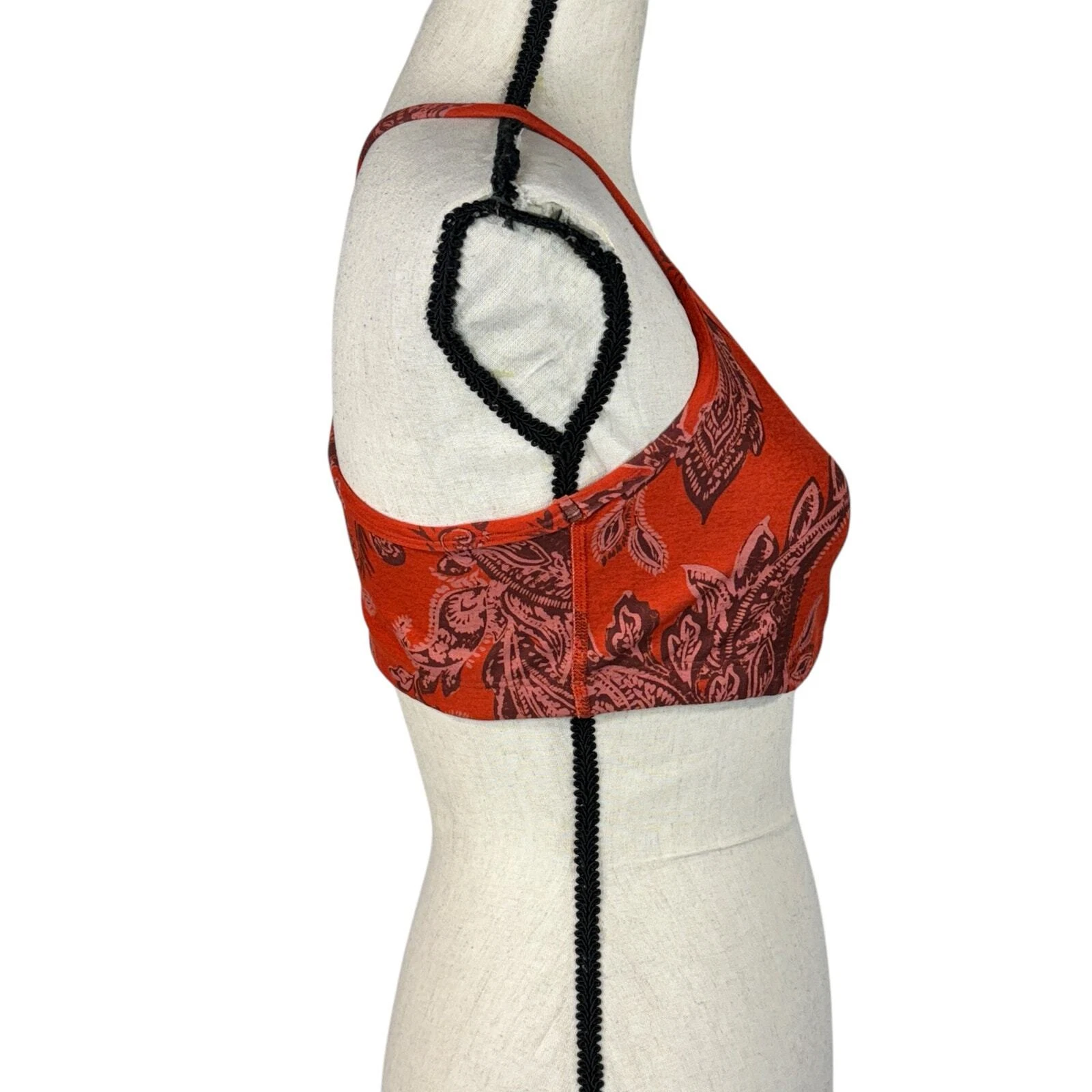 beyond-yoga slim racerback paisley stretch keyhole lined tank-bra