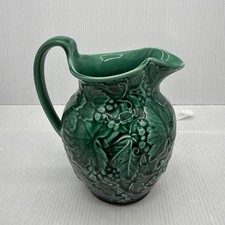 Wedgewood Barlaston of Etruria Green Grapevine Majolica Jug Pitcher England