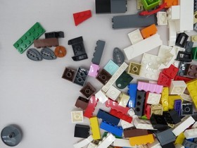 LEGO Monster Fighters: The Ghost Train (9467) parts and different BRIKS BULK lot