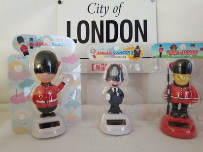 queen elizabeth solar toy