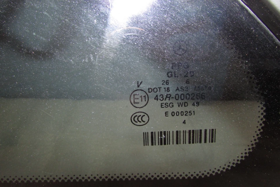 2006-2013 MERCEDES BENZ R350 REAR RIGHT PASSENGER SIDE QUARTER WINDOW GLASS OEM - Imagem 2 de 4