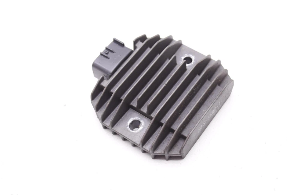 Оригинальный регулятор напряжения выпрямителя 04 Yamaha Road Star Xv1700a R3.BX13 - Изображение 4 из 4