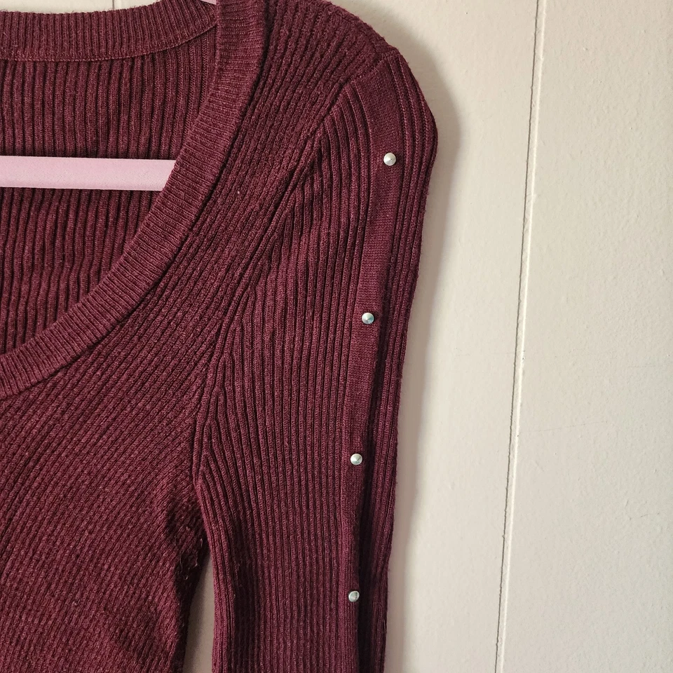 Vintage Guess Y2K Ribbed Maroon Top Small Scoop Neck Studded Long Sleeve - Image 4 of 4