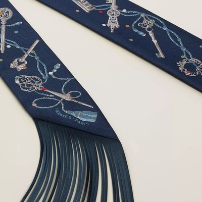 NEW 2026 Hermes Les Cles A Pois Leather FRINGE TWILLY - Bleu