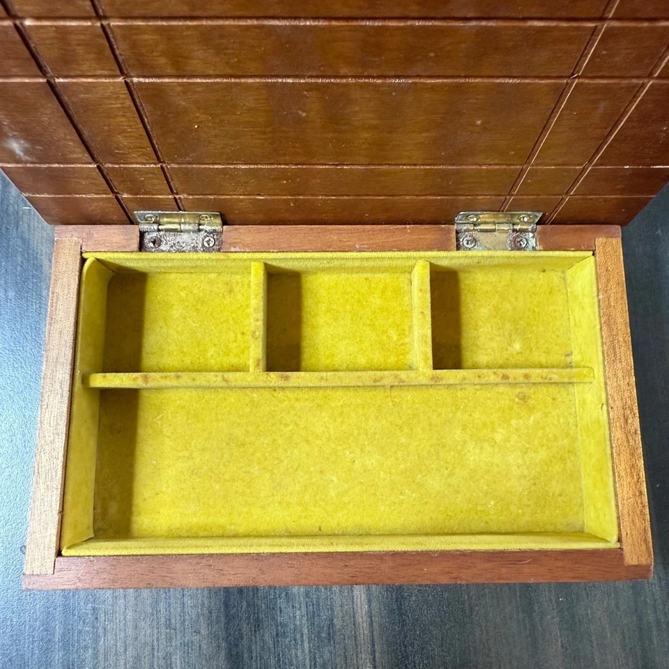 Wooden Jewelry Box Keepsake Trinket Organizer with Compartments - Image 3 of 4