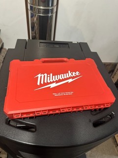Milwaukee 50 Stück 1/4 Zoll Antrieb Ratsche imperial & metrisch Steckschlüsselsatz
