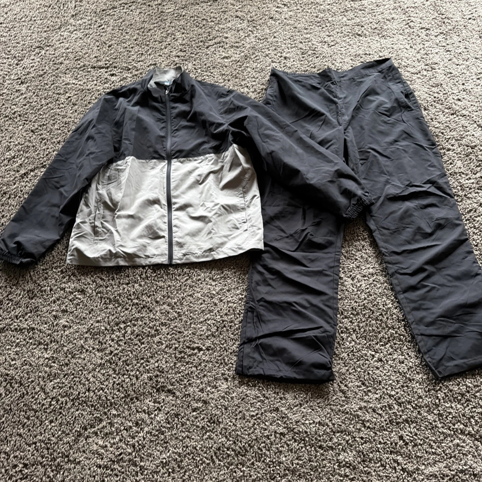 Mens Waterproof Rain Suit 2 Pieces, Jacket L Pants XL TGW