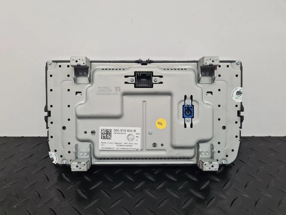 SKODA KODIAQ MK1 (NS) 2022 SAT NAVIGATION TOUCH SCREEN DISPLAY UNIT 565919605B - Image 2 of 4