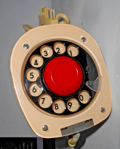 Vintage LM Ericsson Red Cobra Rotary Phone Made In Sweden - Zdjęcie 2 z 4