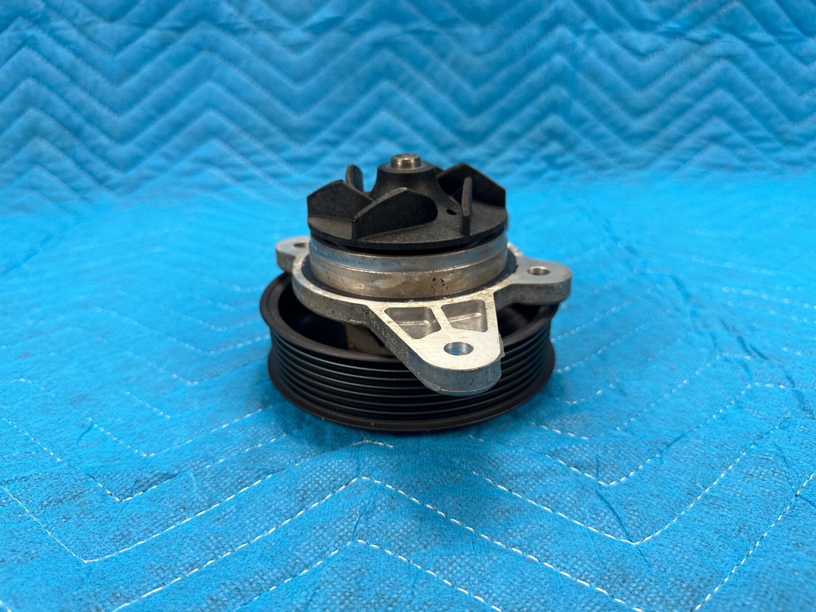 Bentley Continental Flying Spur Water Coolant Pump w/ Pulley 29k 2006-2012 OEM