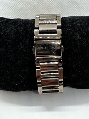 Michael Kors Kinley MK6245 Women Stainless Steel Analog Dial Quartz Watch JNA859 Michael Kors MK4594 - Pyper Watch • Watchard.com main image 3