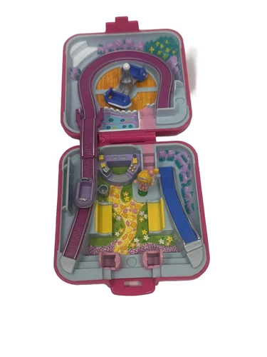 Vintage 1989 Polly Pocket Polly World Fun Fair Amusement Park--COMPLETE