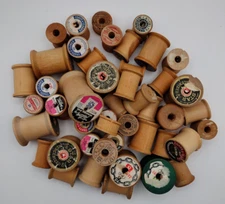 Vintage Wooden Spool Lot Empty Various Brands and Sizes Some Chipped 2 Bobbin