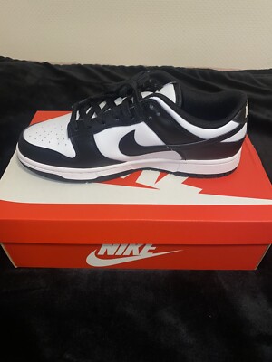 EU Größe 43 - Nike Dunk Low Black White
