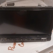 Alpine 2 DIN Digital Media Receiver Touchscre...