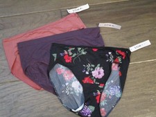 3-PACK SOMA VANISHING EDGE MICRO HIPSTER PANTIES IN PURPLE FLORAL SIZE MEDIUM