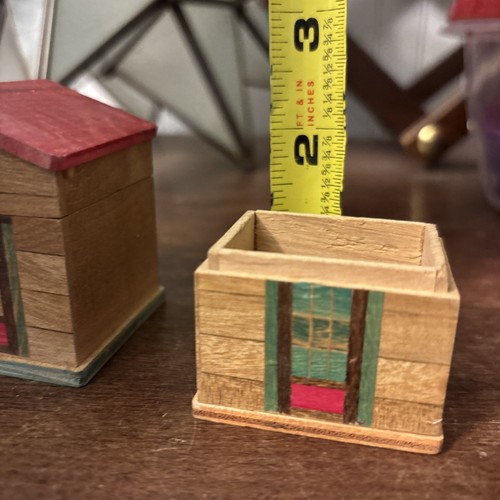 Set of 5 Wooden Nesting Houses Japan Vintage - Very Slight Flaw - Picture 4 of 9
