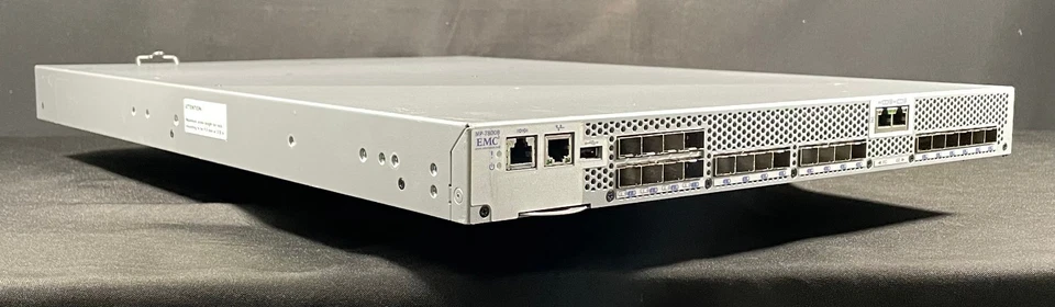 Brocade EMC2 MP-7800B 1 Fibre Channel SAN  Switch 40-1000246-20 - Image 2 of 3