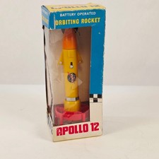 Apollo 12 Orbiting Rocket   Battery Operated and WORKS   Yellow  Red Rocket