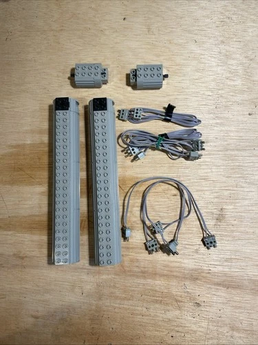 TWO LEGO Vintage 4.5V 3 C-Cell Battery Box with Switch and Motor 8055 8054